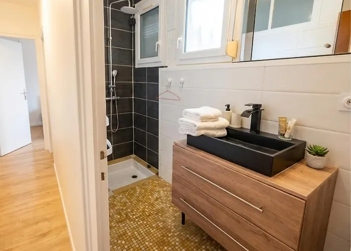 Villa Maison Plain Pied Hyper Centre Avec Veranda 5 Min A Pied 3